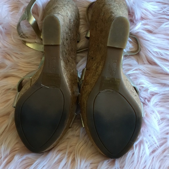 Preloved BCBG Gold Wedges size 10 B - Picture 6 of 8